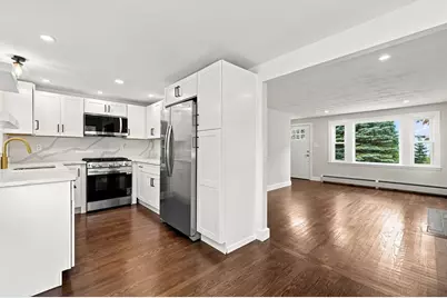 7 Franklin St, Boston, MA 02136 - Photo 17