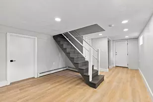 7 Franklin St, Boston, MA 02136 - Photo 27