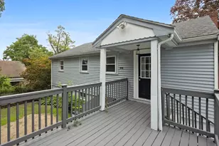 7 Franklin St, Boston, MA 02136 - Photo 5