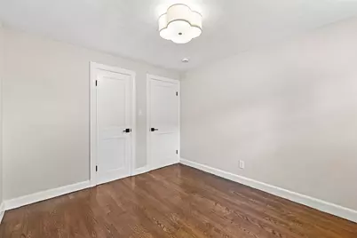 7 Franklin St, Boston, MA 02136 - Photo 23