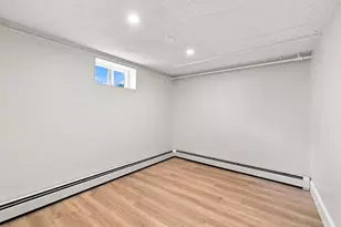 7 Franklin St, Boston, MA 02136 - Photo 31