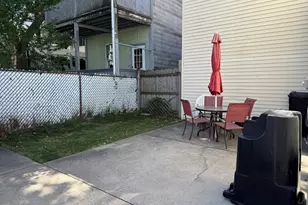 223 Trenton St, Boston, MA 02128 - Photo 11