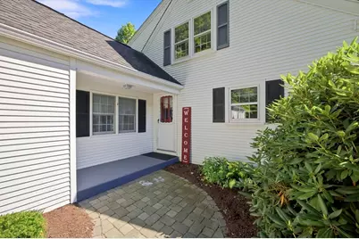 208 Main Street, Wilbraham, MA 01095 - Photo 3