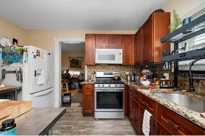 1971 Northampton St, Holyoke, MA 01040 - Photo 5