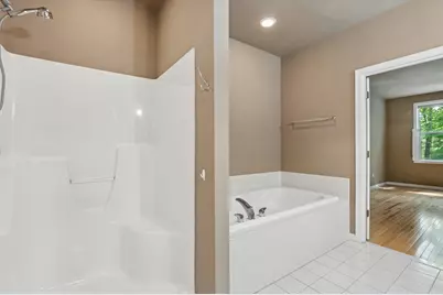 126 Clubhouse Lane #126, Northbridge, MA 01534 - Photo 17