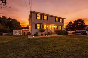 15 Sunflower Ln, Westfield, MA 01085 - Photo 1