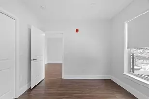 205 Maverick St, Boston, MA 02128 - Photo 17
