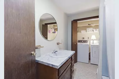 107 Princeton St, Chelmsford, MA 01863 - Photo 5