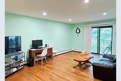 458-460 Eastern Ave #14, Lynn, MA 01902 - Photo 7