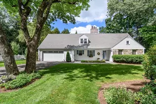 186 Oakland St, Wellesley, MA 02481 - Photo 23