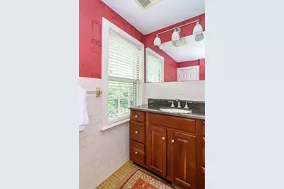 186 Oakland Street, Wellesley, MA 02481 - Photo 11