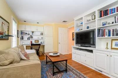 186 Oakland Street, Wellesley, MA 02481 - Photo 9