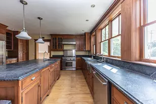 29 Gorham St, Chelmsford, MA 01824 - Photo 9