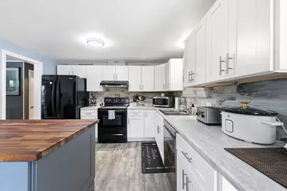 112 Walker Road, Shirley, MA 01464 - Photo 9
