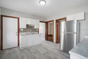 55-57 Oak St, Springfield, MA 01151 - Photo 5