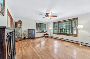 25 Wiley Post Ln, Falmouth, MA 02536 - Photo 5