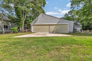 25 Wiley Post Ln, Falmouth, MA 02536 - Photo 29
