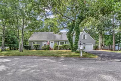 25 Wiley Post Lane, Falmouth, MA 02536 - Photo 1