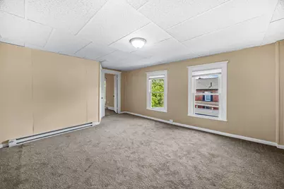 32-34 Pearl St, Chicopee, MA 01013 - Photo 15