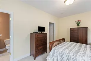 64 Woodland Park Dr, Haverhill, MA 01830 - Photo 17