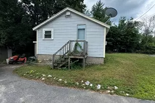 238 Maquan St, Hanson, MA 02341 - Photo 23