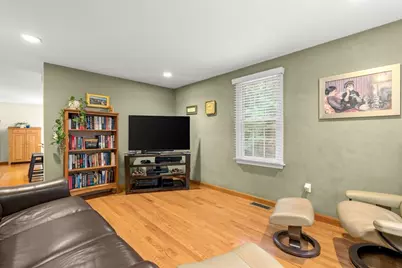 13 Bayberry Rd, Raynham, MA 02767 - Photo 7