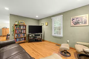 13 Bayberry Rd, Raynham, MA 02767 - Photo 7