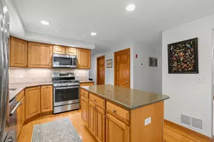 13 Bayberry Rd, Raynham, MA 02767 - Photo 11