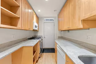21 E Concord St, Boston, MA 02118 - Photo 11