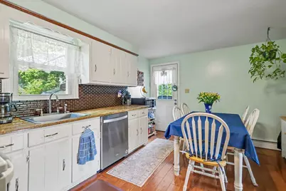 10 Lincoln Avenue #10, Haverhill, MA 01830 - Photo 11