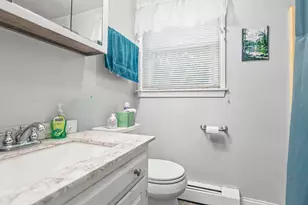 10 Lincoln Ave, Haverhill, MA 01830 - Photo 17