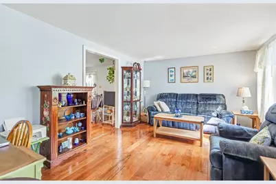 10 Lincoln Avenue #10, Haverhill, MA 01830 - Photo 5