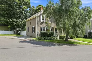 3 Pleasant St, Huntington, MA 01050 - Photo 5