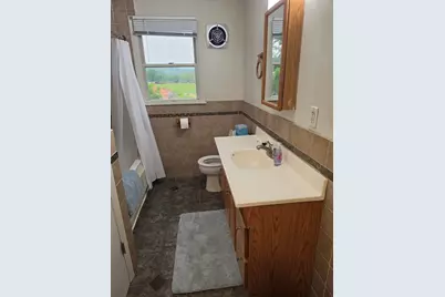 265 N East St, Amherst, MA 01002 - Photo 13