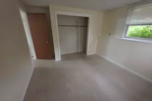 265 N East St, Amherst, MA 01002 - Photo 5