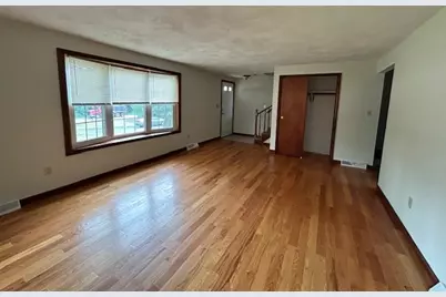 362 Plymouth St #362, Bridgewater, MA 02324 - Photo 3