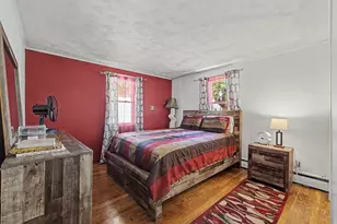 369 Breckwood Blvd, Springfield, MA 01109 - Photo 15