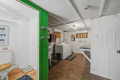 369 Breckwood Blvd, Springfield, MA 01109 - Photo 23