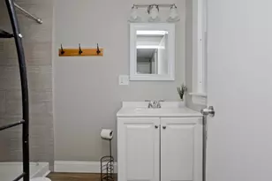 791 Britton St, Chicopee, MA 01020 - Photo 23