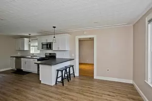 791 Britton St, Chicopee, MA 01020 - Photo 9
