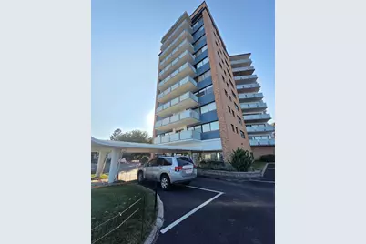 300 Lynnshore Drive #101, Lynn, MA 01902 - Photo 1