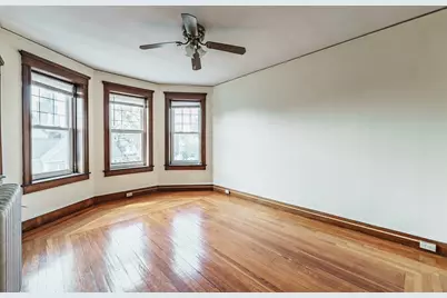 39 O'Connor Ave #2R, Holyoke, MA 01040 - Photo 9