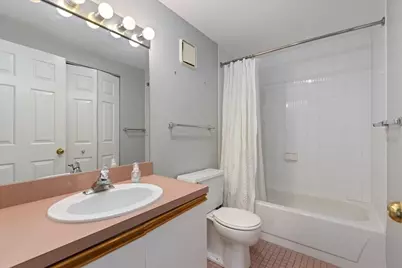 100 Ledgewood Dr #410, Stoneham, MA 02180 - Photo 13