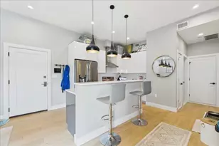 60 Cross Street E, Somerville, MA 02145 - Photo 13