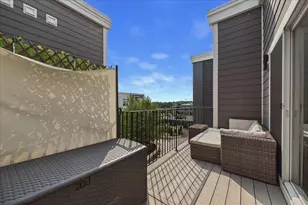 60 Cross Street E, Somerville, MA 02145 - Photo 9