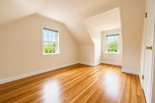 106 Russell Rd, Newton, MA 02465 - Photo 9