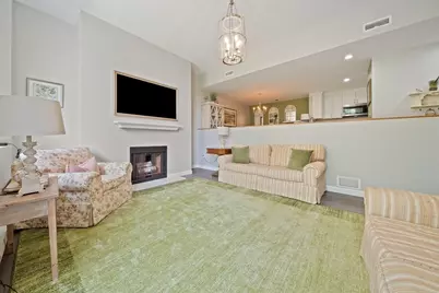 100 Parks St #18, Duxbury, MA 02332 - Photo 5