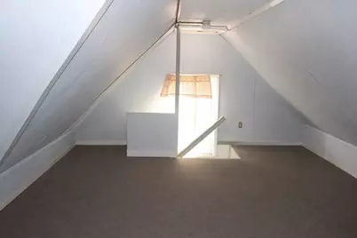 10 Hollywood St, Worcester, MA 01610 - Photo 19