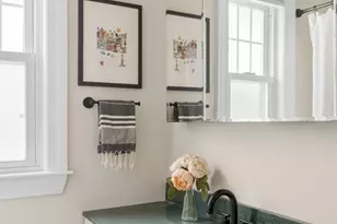 296 Summer St, Somerville, MA 02144 - Photo 9