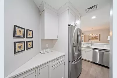 100 Parks St #18, Duxbury, MA 02332 - Photo 17